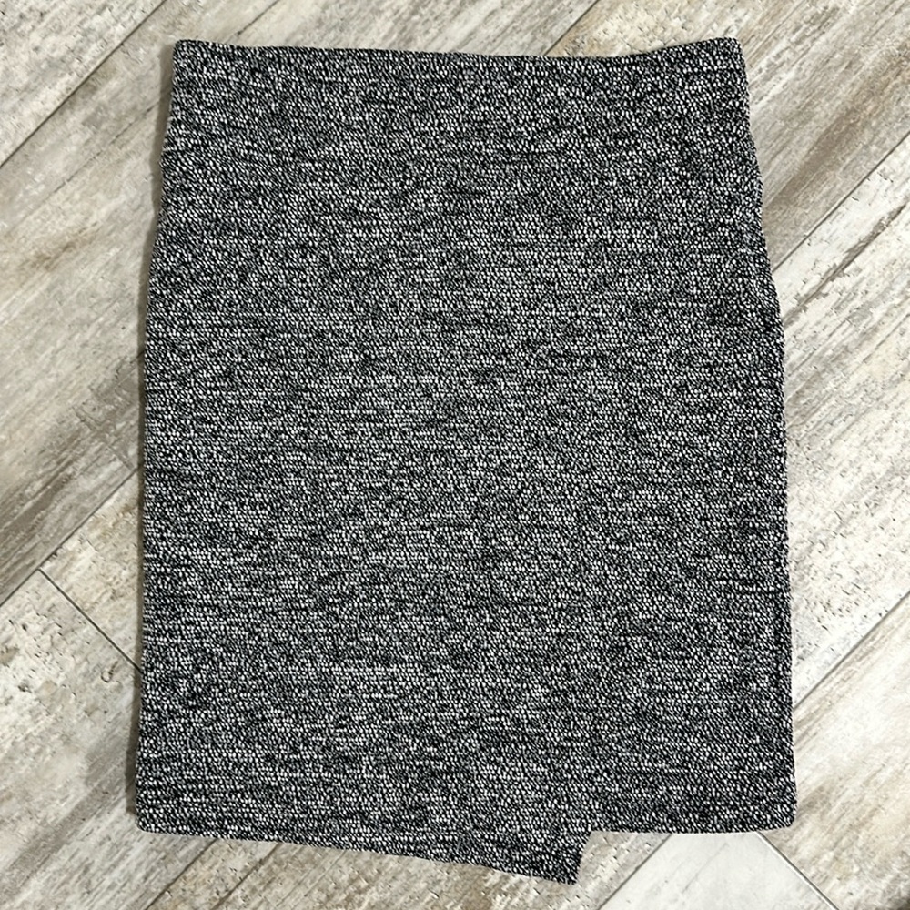 LOFT Outlet textured skirt